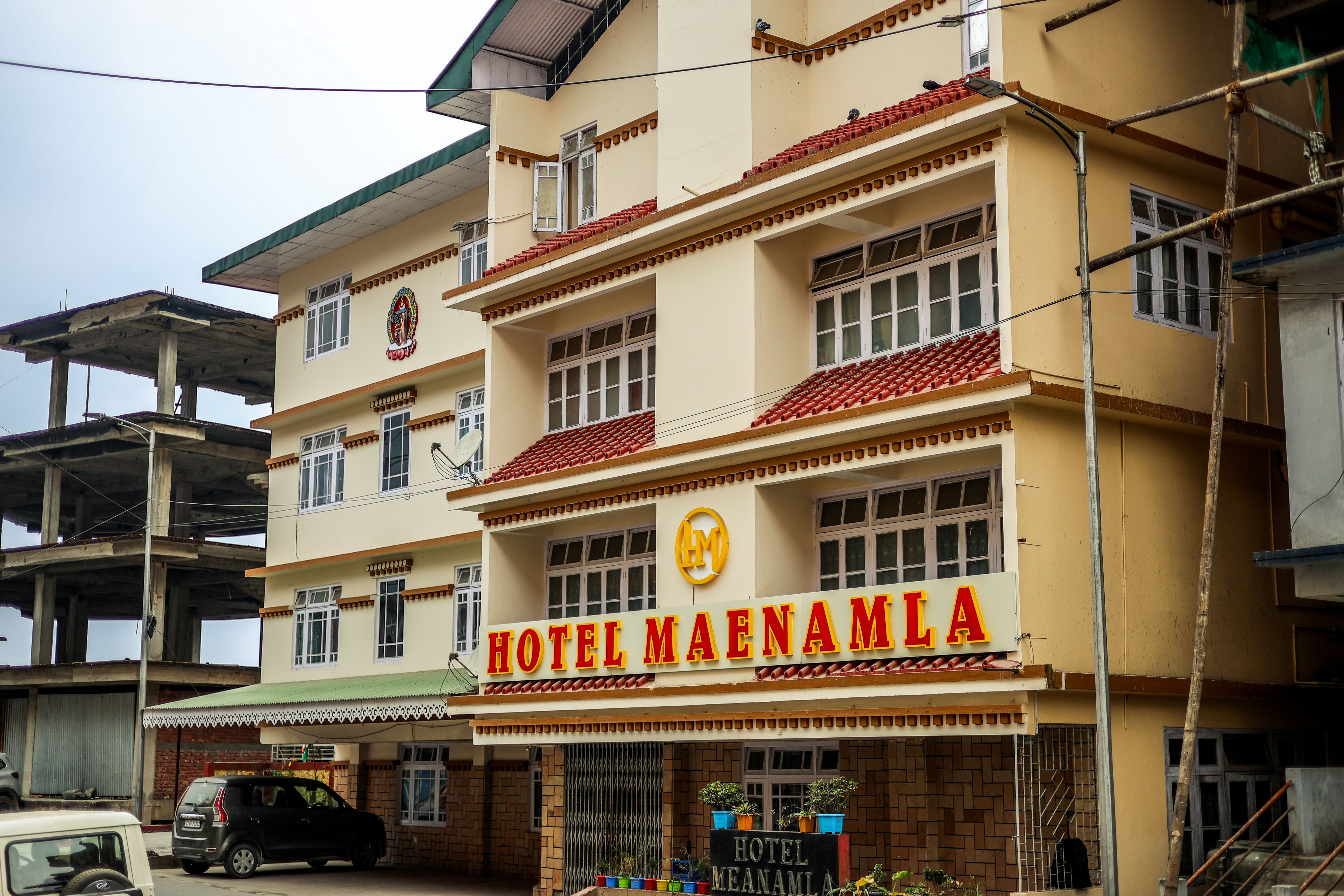 Maenamla Hotel